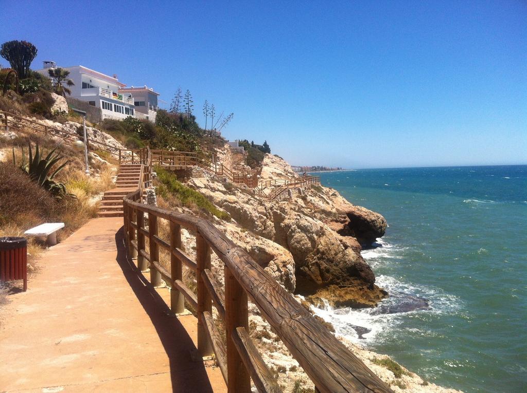 At Home In Malaga Stay & Solo Travellers Rincon de la Victoria Luaran gambar